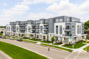 The Hamptons at Hilldale Apartments