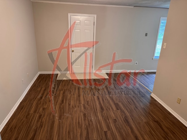 6475 Forest Glen Dr in Horn Lake, MS - Building Photo - Building Photo