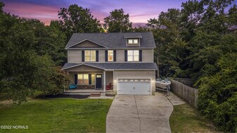 245 Chadwick Acres Rd in Sneads Ferry, NC - Building Photo