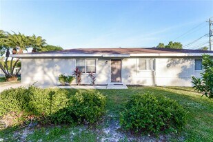 1706 17th Ave Dr E in Palmetto, FL - Building Photo