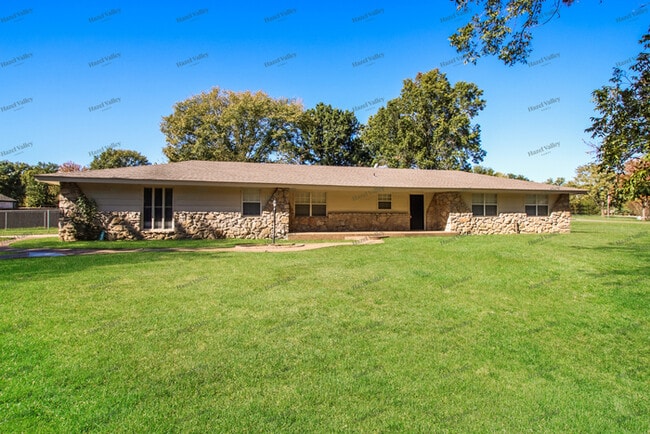 property at 9935 E Spotted Horse Dr