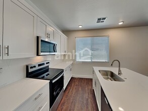 17110 W Lawrence Ln in Waddell, AZ - Building Photo - Building Photo