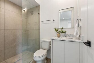 4330 Dickason Ave in Dallas, TX - Building Photo - Building Photo