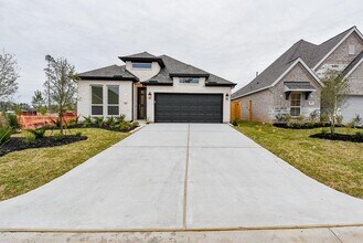 611 Sand Branch Dr in Conroe, TX - Building Photo - Building Photo