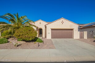 16508 W Almeria Rd in Goodyear, AZ - Building Photo