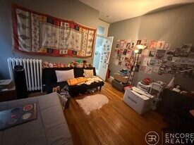 10 Aberdeen St in Boston, MA - Building Photo