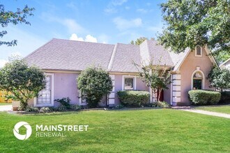1261 Fox Trace Dr in Memphis, TN - Building Photo - Building Photo