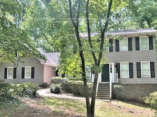 property at 1760 Deer Run Dr SW