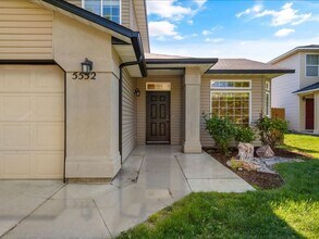 5552 S Plumbdale Ave in Boise, ID - Building Photo - Building Photo