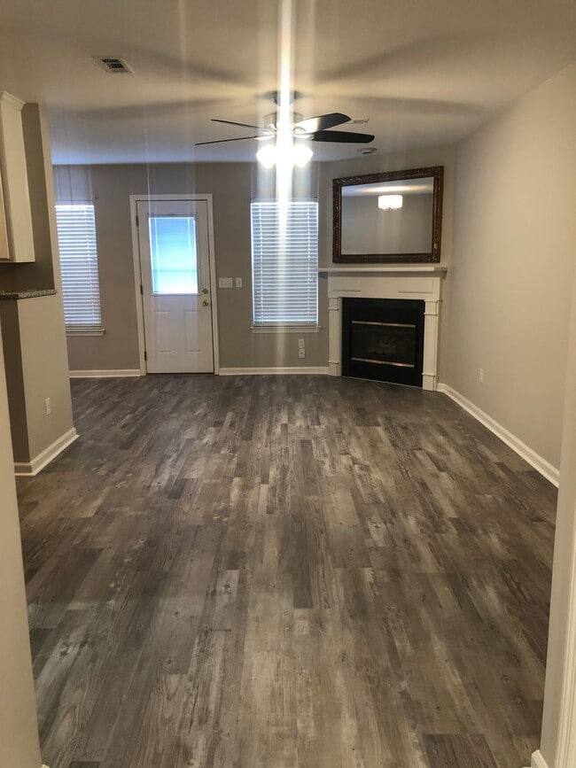 property at 121 Palm Dr