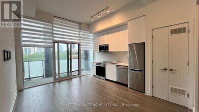50-450 Power St in Toronto, ON - Building Photo - Building Photo