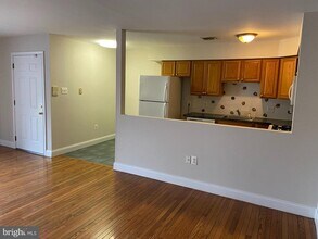 5954 Henry Ave in Philadelphia, PA - Building Photo - Building Photo