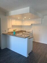 Casa Fortin Apartments in Anaheim, CA - Foto de edificio - Building Photo