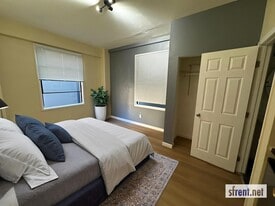 Claridge Apartments in Oakland, CA - Building Photo