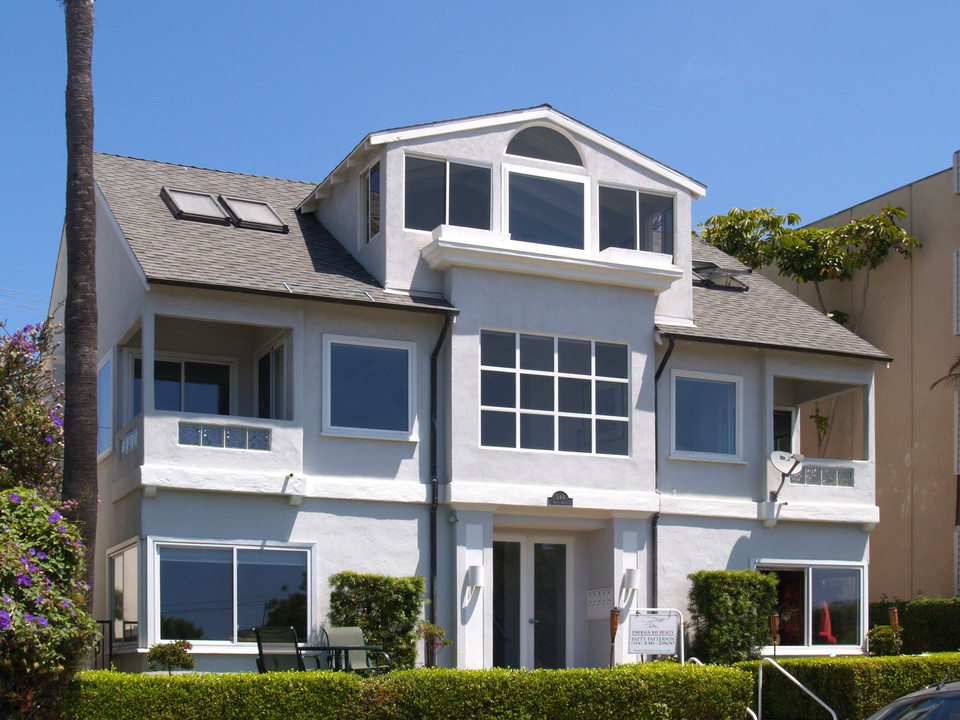 244 Cliff Dr in Laguna Beach, CA - Building Photo