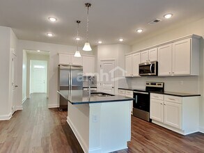 30 Pecan Dr in Dallas, GA - Building Photo - Building Photo