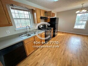 484 Rustin Dr in Dallas, GA - Building Photo - Building Photo