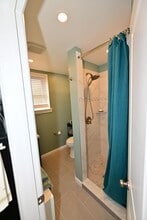 2447 N 54th St in Philadelphia, PA - Foto de edificio - Building Photo