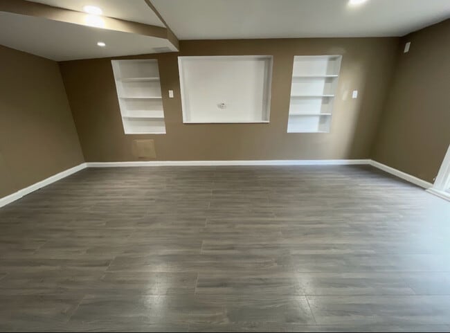 1606 Parham Rd in Silver Spring, MD - Building Photo - Building Photo