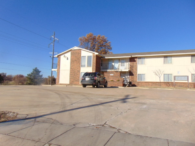 1750 s oliver bldg 3 in Wichita, KS - Building Photo - Other