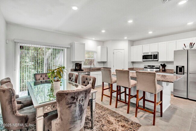 property at 3209 Penny Cove Ln