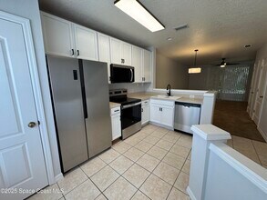 1349 Hampton Park Ln in Melbourne, FL - Building Photo - Building Photo