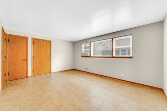 4920 N Harlem Ave in Harwood Heights, IL - Building Photo - Building Photo
