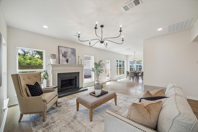 6806 Flowermound Dr in Sugar Land, TX - Building Photo - Building Photo