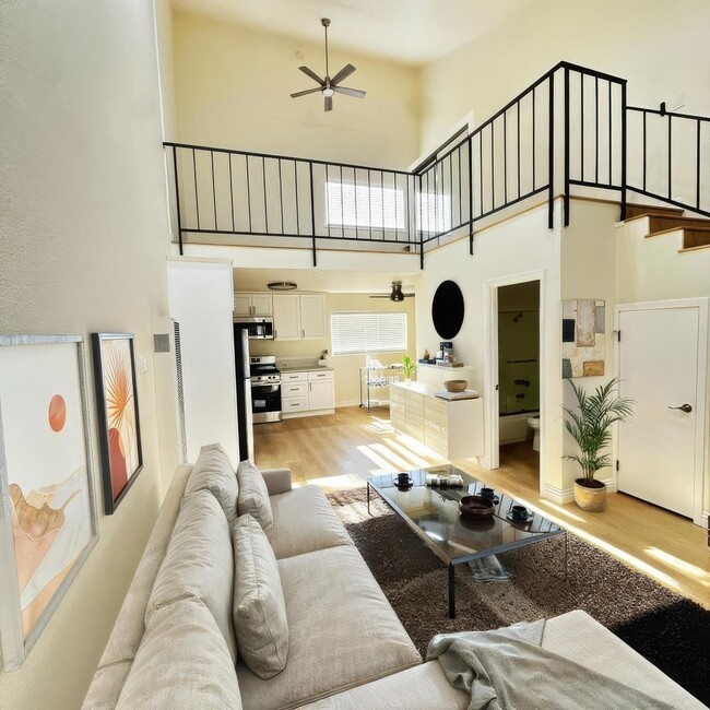 Las Casitas Apartments