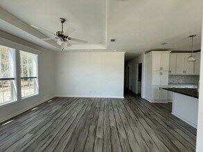 115 N Lake Dr in Leesburg, FL - Building Photo - Building Photo