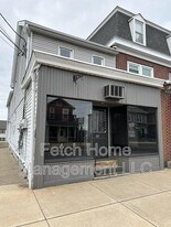 107 E Main St in New Holland, PA - Building Photo