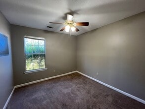 8284 Ken Cove in Southaven, MS - Building Photo - Building Photo