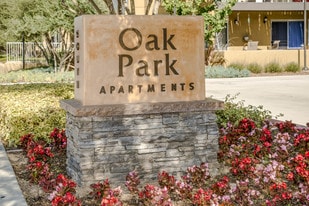 Oak Park (South Bldg) Apartments