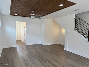 1386 Landon Hills Dr in Tallahassee, FL - Building Photo - Building Photo