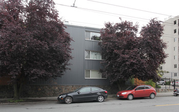 Mode Condominiums in Seattle, WA - Building Photo - Building Photo