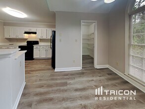 3650 Erdly Ln in Snellville, GA - Building Photo - Building Photo