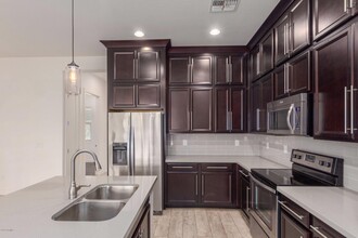 6565 Thomas Rd-Unit -1005 in Scottsdale, AZ - Building Photo - Building Photo