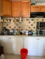 5947 Corbin Ave, Unit 5947 Corbin in Tarzana, CA - Building Photo
