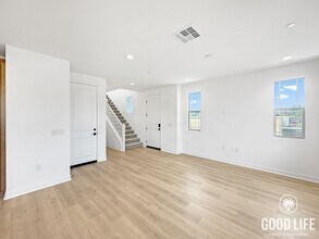 29616 Monarch Rd in Menifee, CA - Foto de edificio - Building Photo