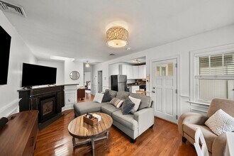 293 W 2nd St in Boston, MA - Building Photo - Building Photo