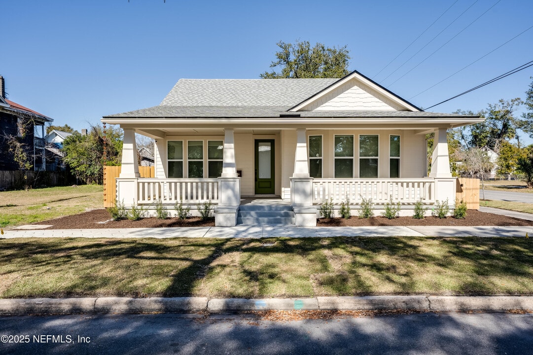 451 E 7th St in Jacksonville, FL - Building Photo