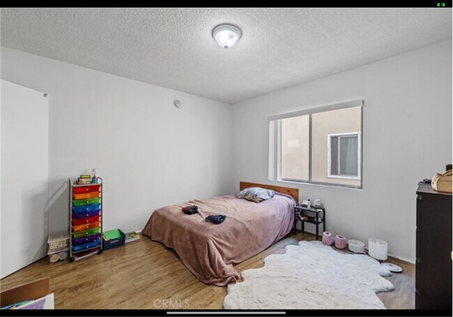 6107 Tujunga Ave in Los Angeles, CA - Building Photo - Building Photo