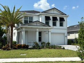 12510 Triumph Ln in Palm Beach Gardens, FL - Building Photo - Building Photo
