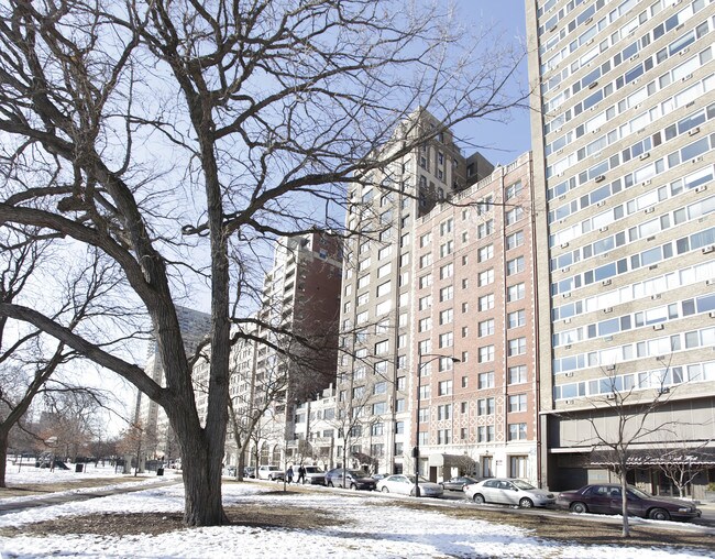 21302132 N Lincoln Park W Apartments Chicago, IL Apartments For Rent