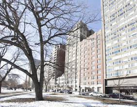 2130-2132 N Lincoln Park W in Chicago, IL - Building Photo - Building Photo