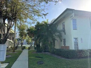 7523 S Oriole Blvd in Delray Beach, FL - Building Photo - Building Photo