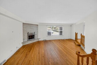 757 N Northwest Hwy in Park Ridge, IL - Building Photo - Building Photo