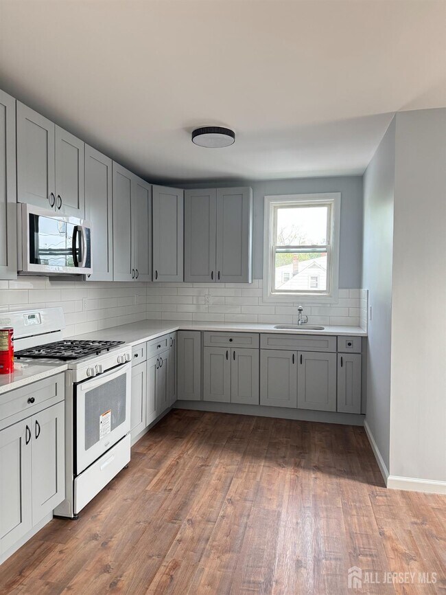 property at 658 King Georges Rd