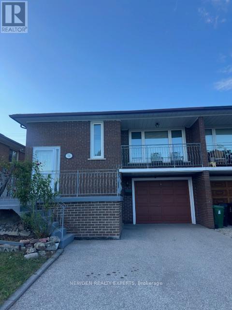 property at 72 Songwood Dr