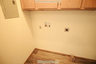 3321 Central Ave, Unit #6 in Billings, MT - Building Photo - Building Photo